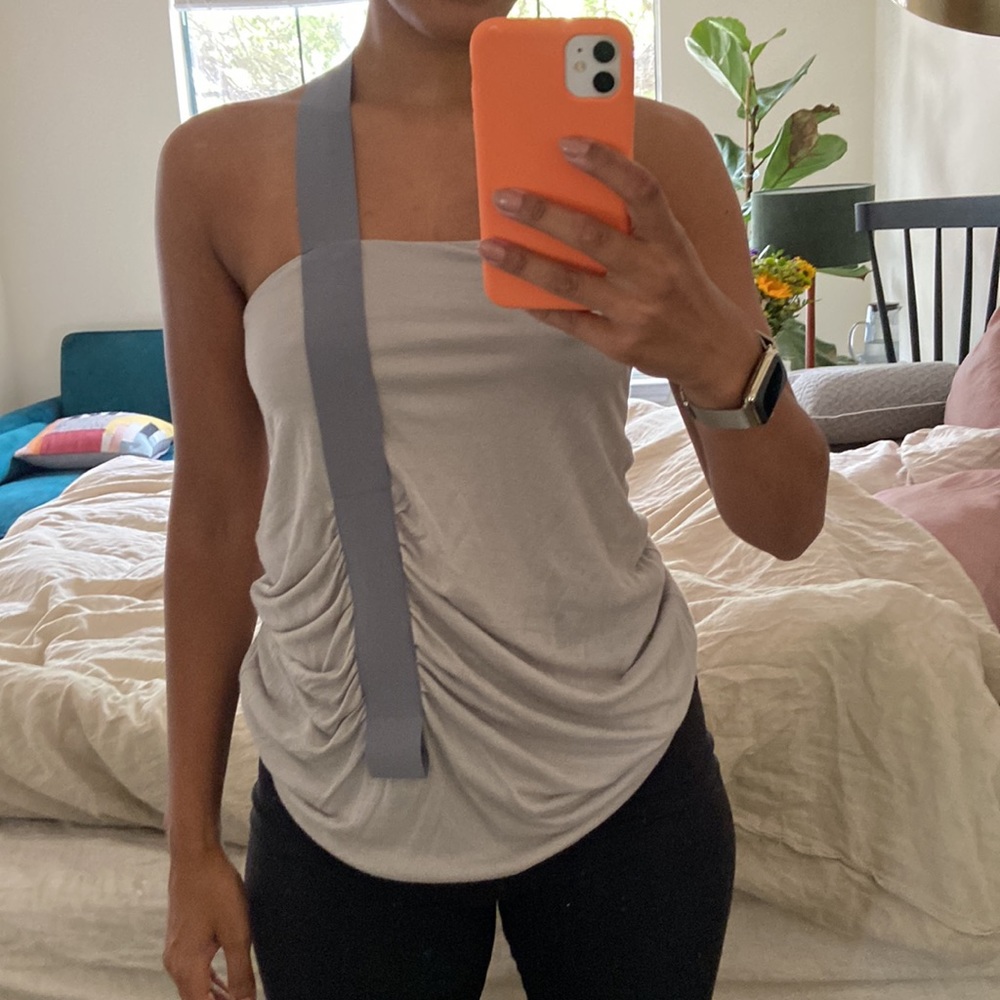One shoulder VPL tank top with ruche detail